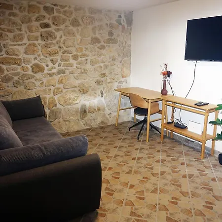House Irena * Makarska