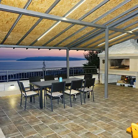 House Irena * Makarska