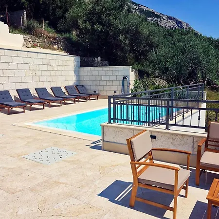 House Irena Holiday home Makarska