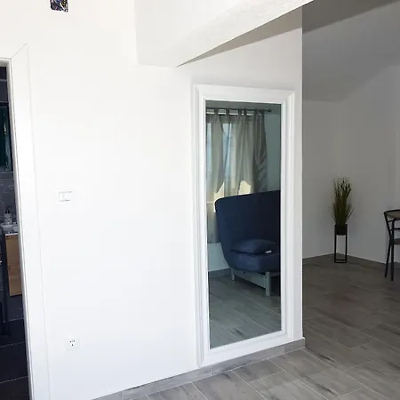House Irena *